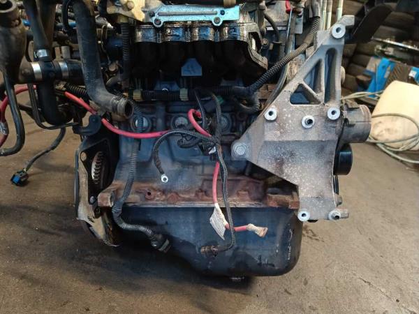 MOTEUR FIAT PANDA 1.1 169AXA1A +-120.000KM - Vue 5